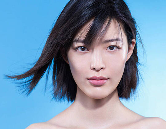 why-use-retinol-vs-vitamin-c-hyaluronic-acid-and-more