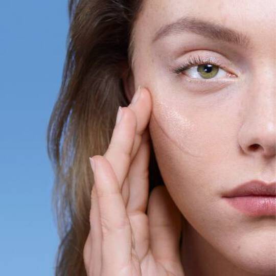 the-benefits-of-vitamin-c-for-acne-prone-skin