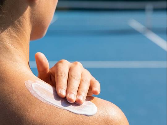 Why Use Retinol Vs. Vitamin C, Bhas & More