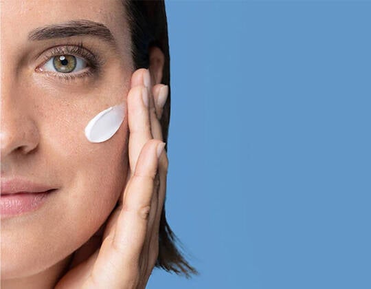 5 Amazing Beauty Benefits Of Vitamin C