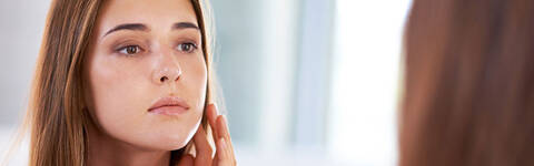 What is Sebum & Its Effects On Acne | La Roche-Posay Australia