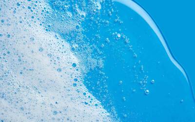 10% OFF SELECT SKINCARE SETS