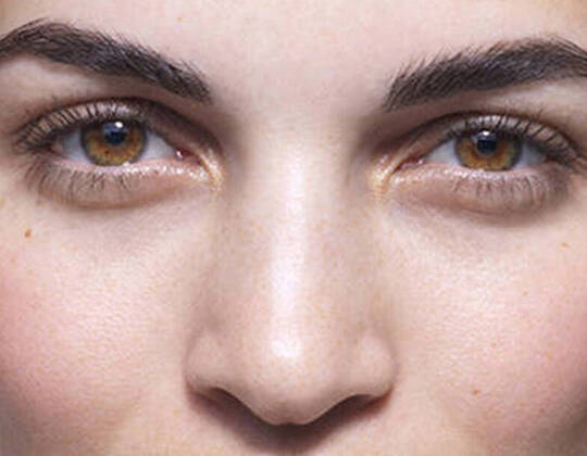 HOW TO CARE FOR ALLERGY-PRONE SKIN